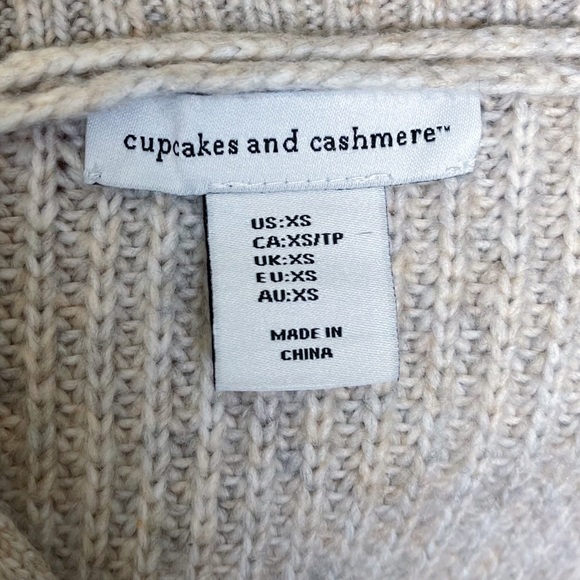 Cupcakes & Cashmere Knit Quarter Zip Sweater Size XS - Picture 8 of 9